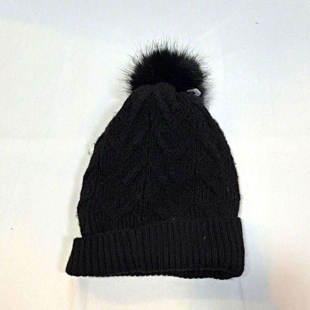 Cat & Jack Women’s Black Knit Beanie Hat Faux Fur Pom Pom Solid Casual One Size